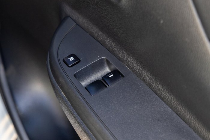 2021 Mitsubishi Triton GLX