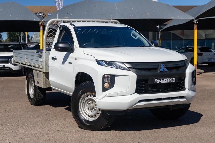 2021 Mitsubishi Triton GLX