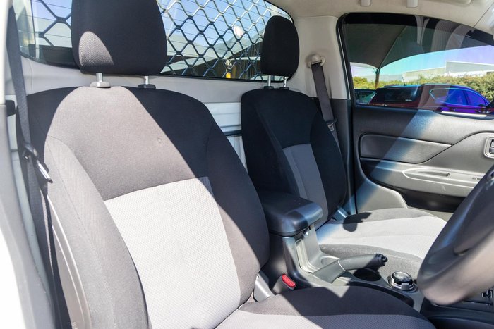 2021 Mitsubishi Triton GLX