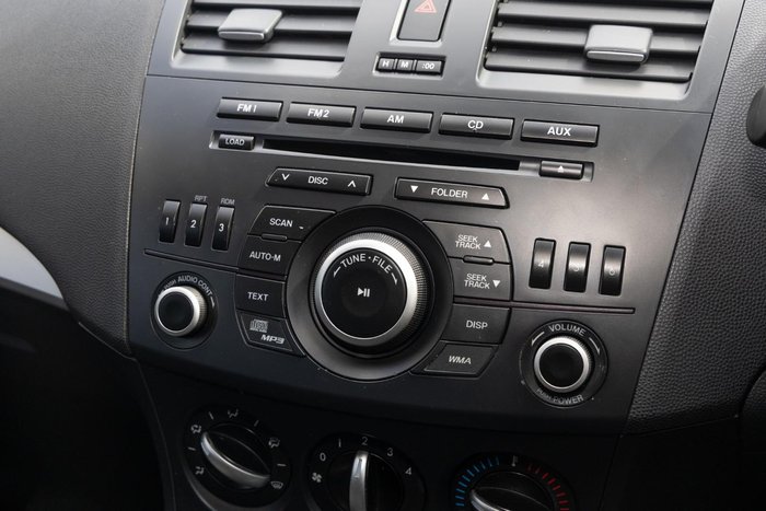 2013 Mazda 3 Neo