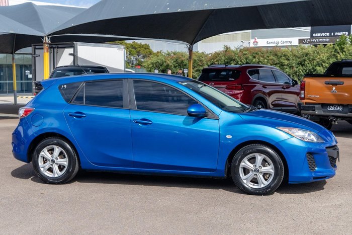 2013 Mazda 3 Neo