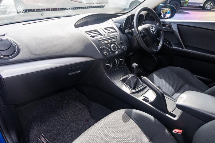 2013 Mazda 3 Neo