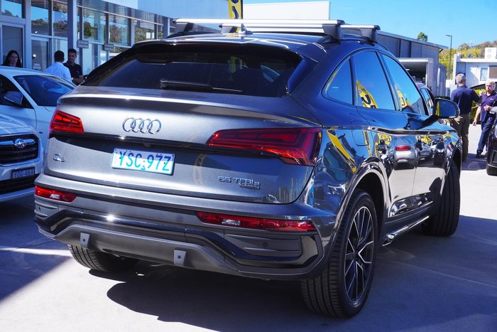 2024 Audi Q5 55 TFSI e S line