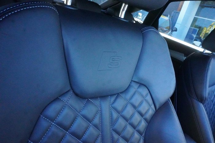 2024 Audi Q5 55 TFSI e S line