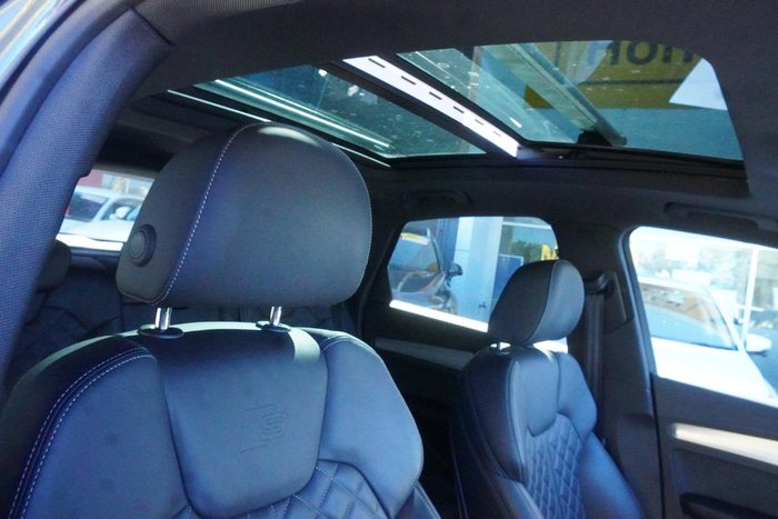 2024 Audi Q5 55 TFSI e S line