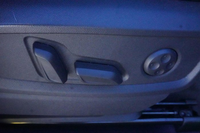 2024 Audi Q5 55 TFSI e S line