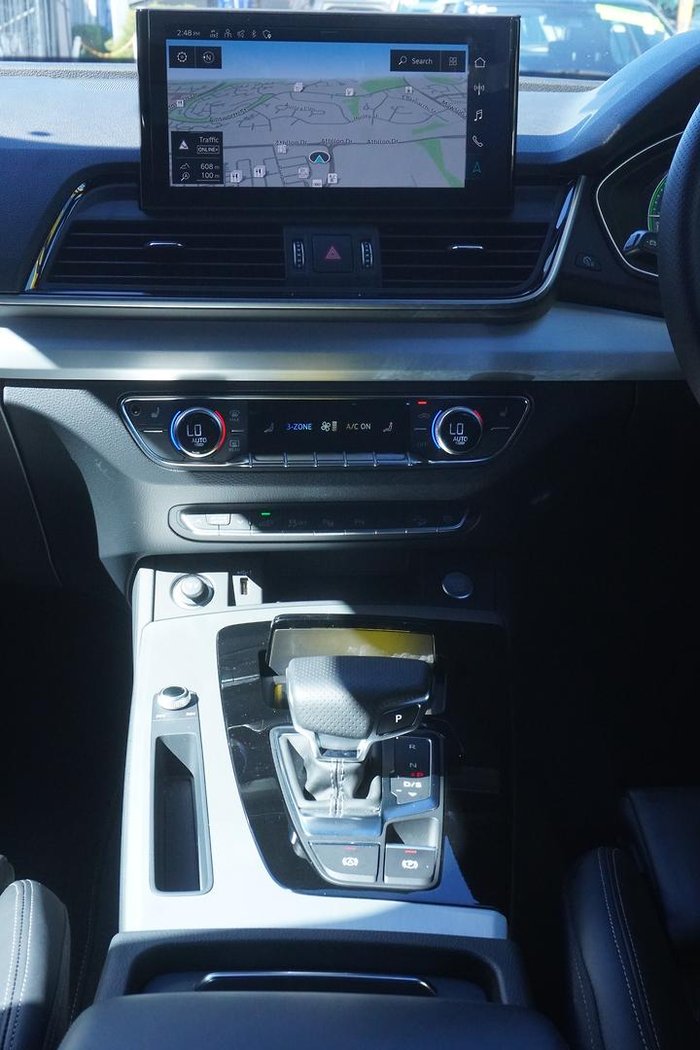 2024 Audi Q5 55 TFSI e S line