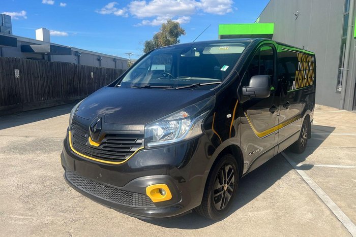 2017 Renault Trafic Formula Edition X82 Jet Black