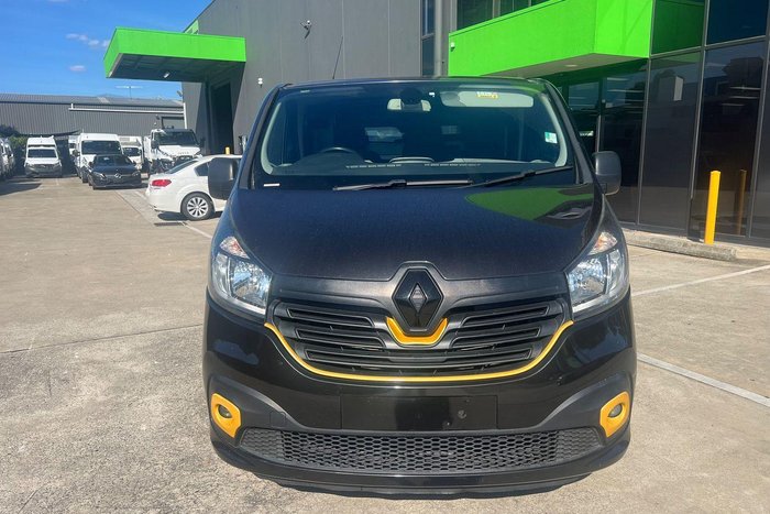 2017 Renault Trafic Formula Edition X82 Jet Black