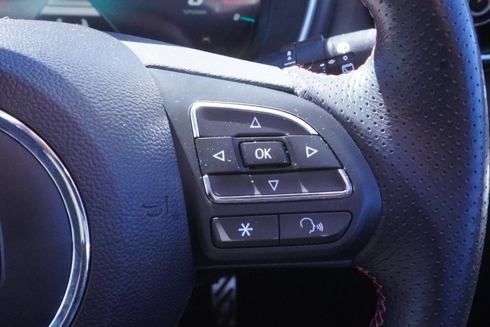 2021 MG HS PHEV Essence