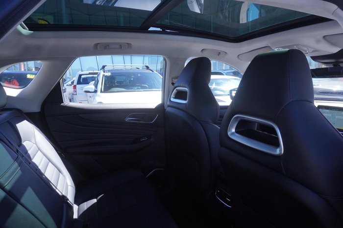 2021 MG HS PHEV Essence