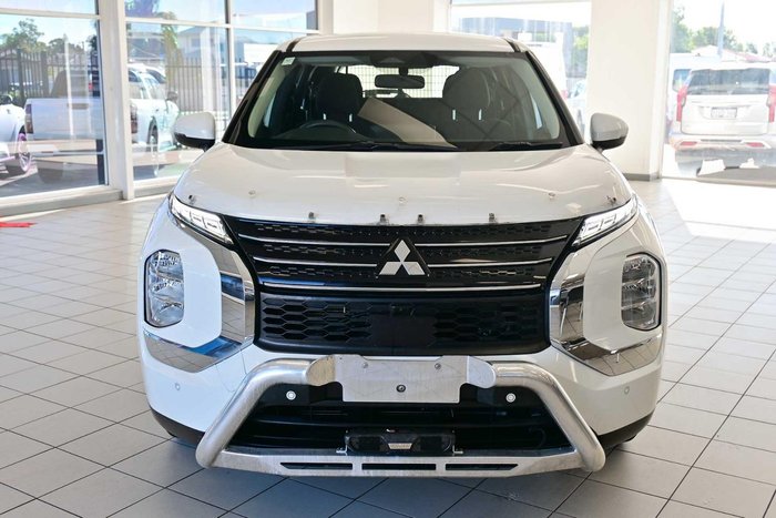 2022 Mitsubishi Outlander ES