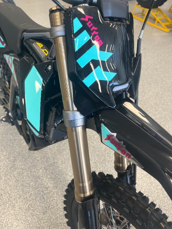 2025 Surron HYPER BEE BLUE