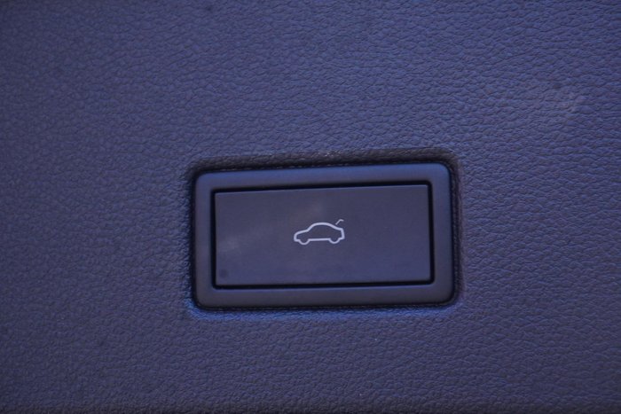 2024 Volkswagen T-Roc 140TSI R-Line