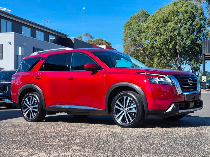 2024 Nissan Pathfinder Ti-L