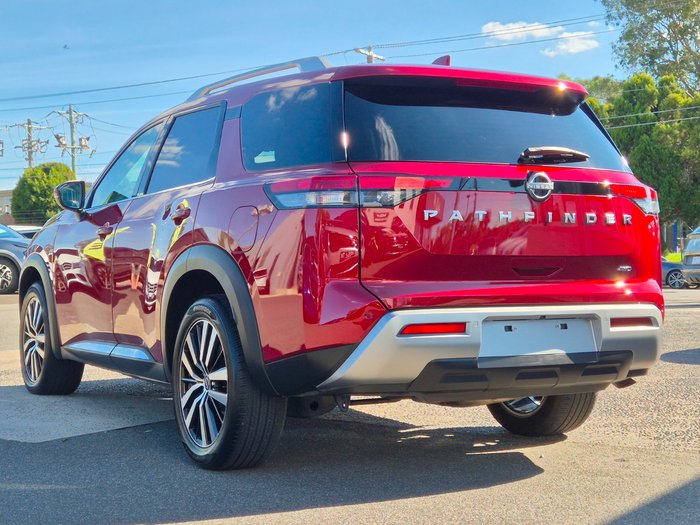 2024 Nissan Pathfinder Ti-L