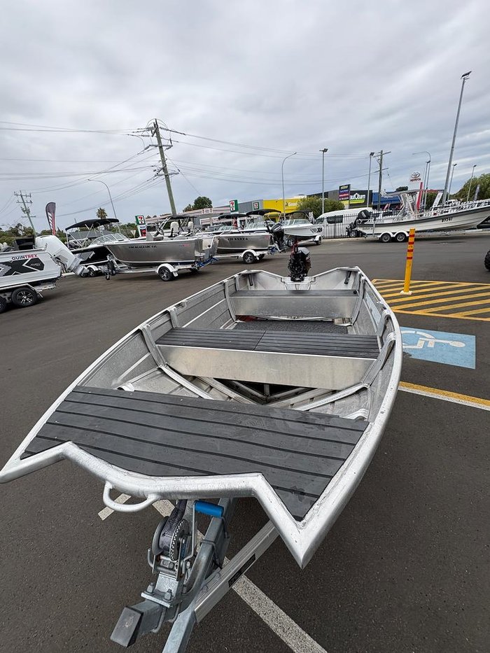 2024 QUINTREX F370 Outback Explorer