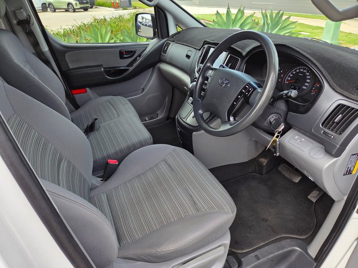 2018 Hyundai iLoad (No Badge)