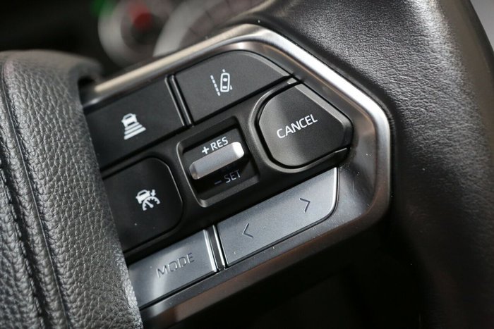 2023 Toyota Landcruiser GXL