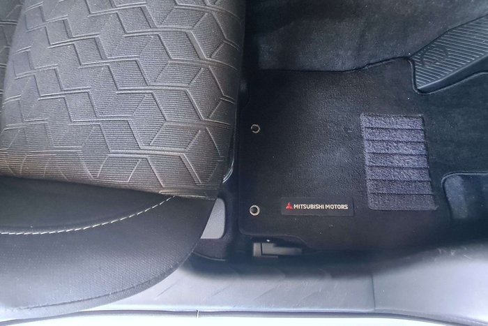 2020 Mitsubishi ASX LS