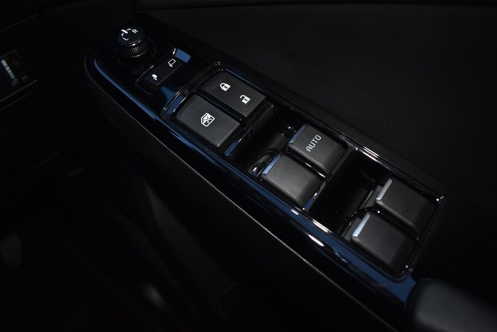 2024 Isuzu MU-X LS-T