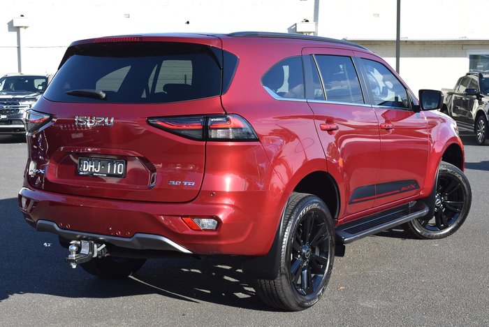 2024 Isuzu MU-X LS-T