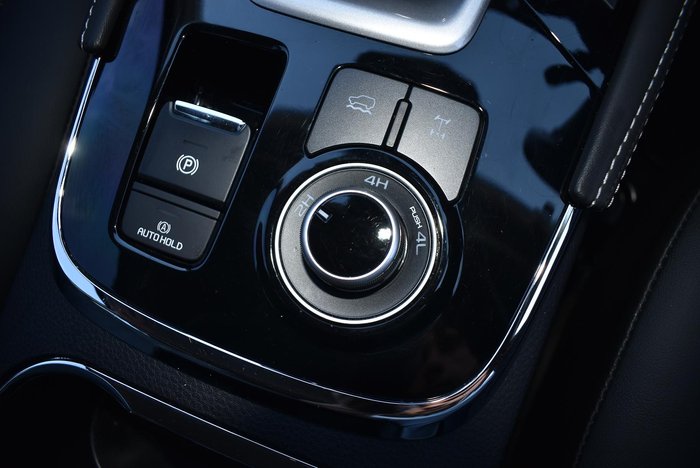 2024 Isuzu MU-X LS-T