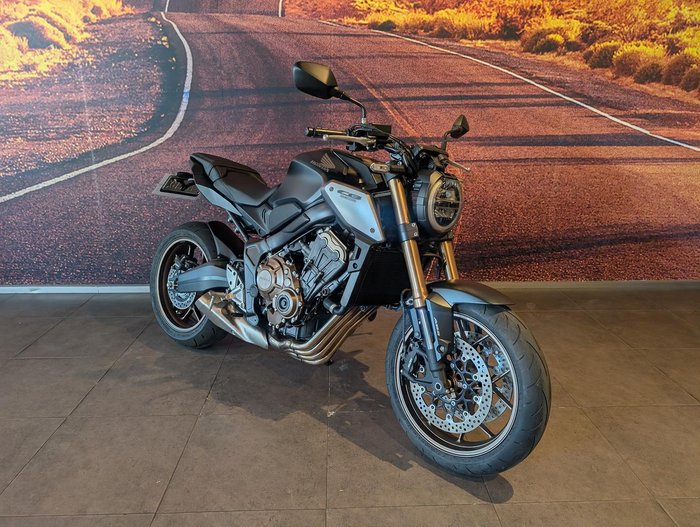 2022 Honda CB650R CB Black