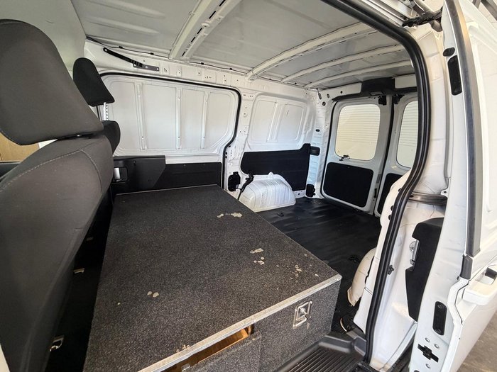 2022 Hyundai STARIA LOAD