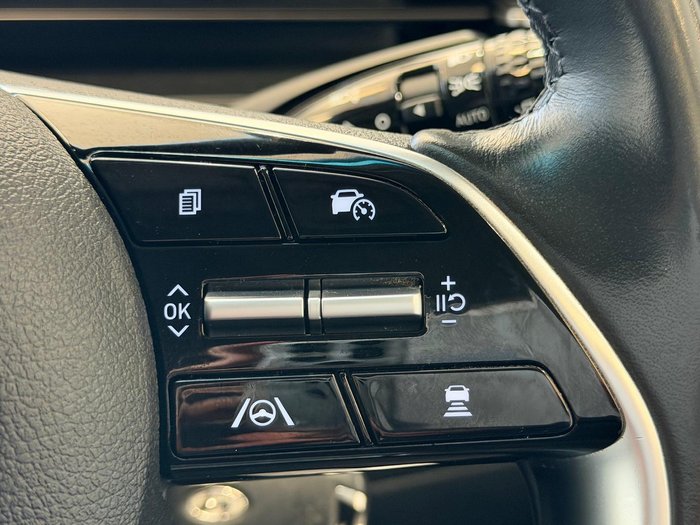 2022 Hyundai STARIA LOAD