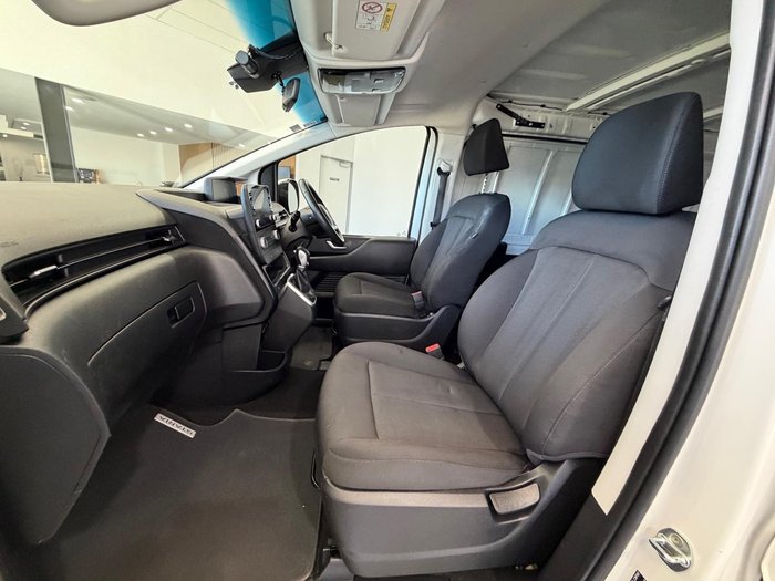 2022 Hyundai STARIA LOAD