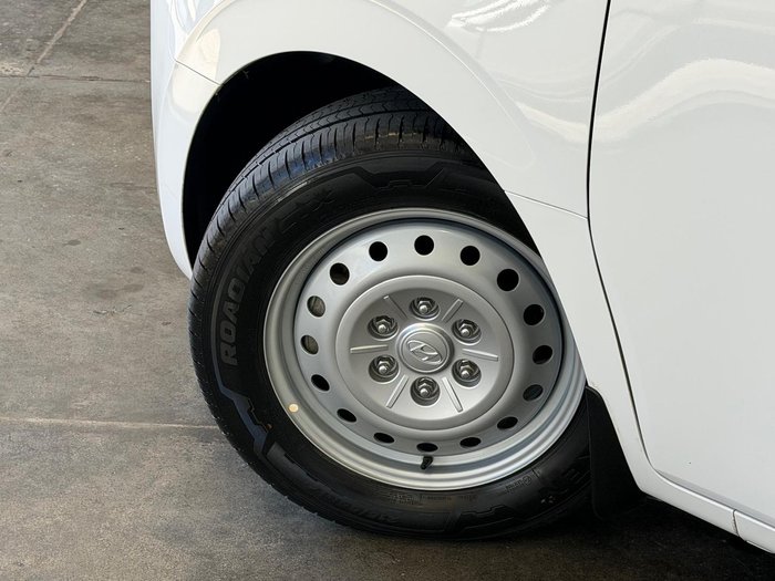 2022 Hyundai STARIA LOAD