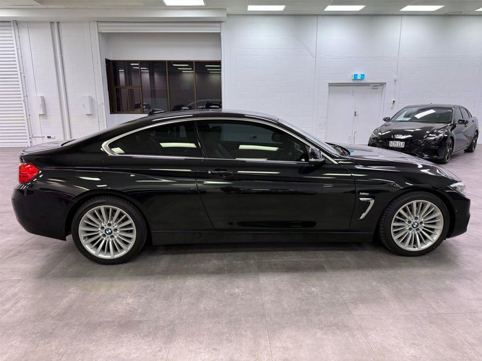 2016 BMW 4 Series 420i Luxury Line