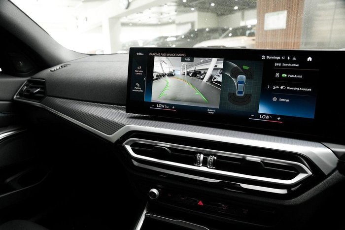 2023 BMW 3 Series 320i M Sport