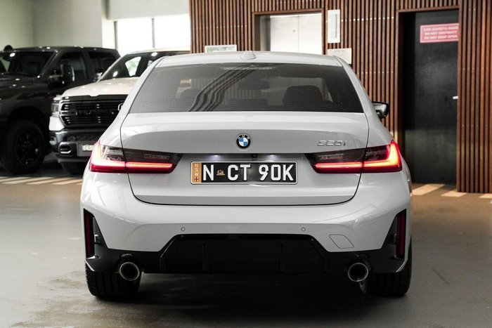 2023 BMW 3 Series 320i M Sport