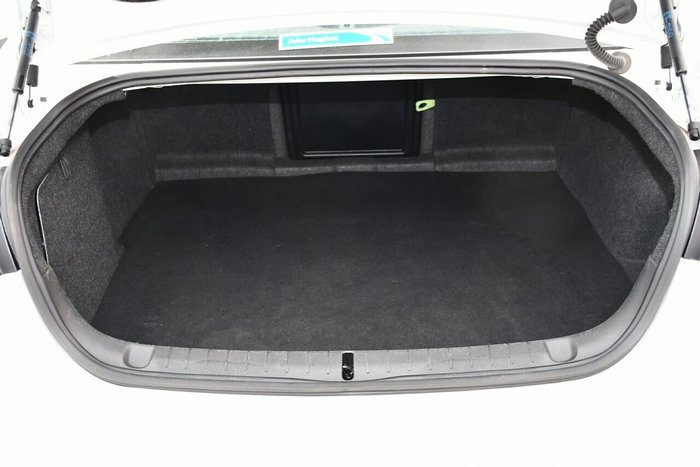 2016 Holden Commodore SV6 Black