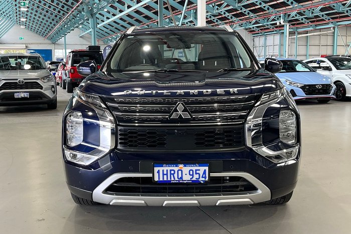 2022 Mitsubishi Outlander LS