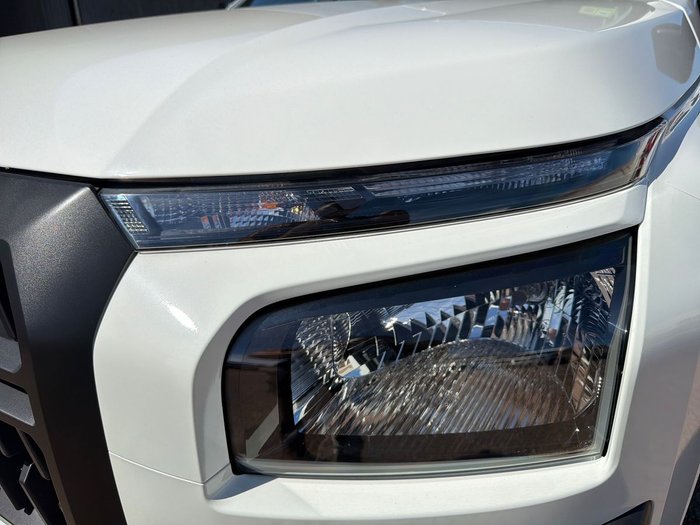 2025 Mitsubishi Triton GLX