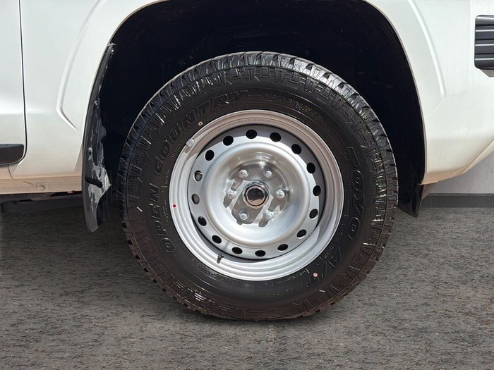 2025 Mitsubishi Triton GLX