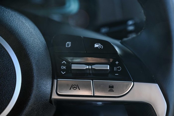 2025 Hyundai i30 Hybrid