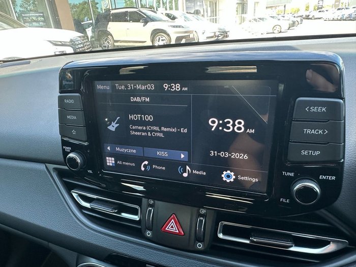 2000 Hyundai i30