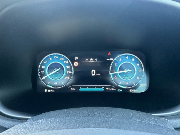 2000 Hyundai i30