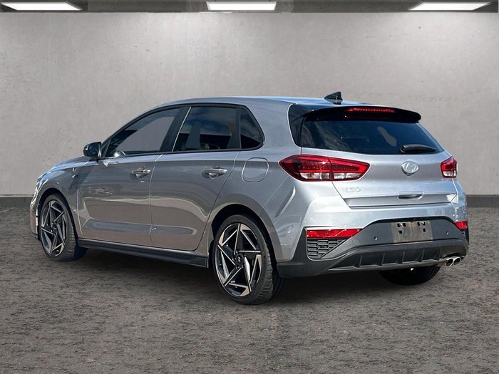 2000 Hyundai i30