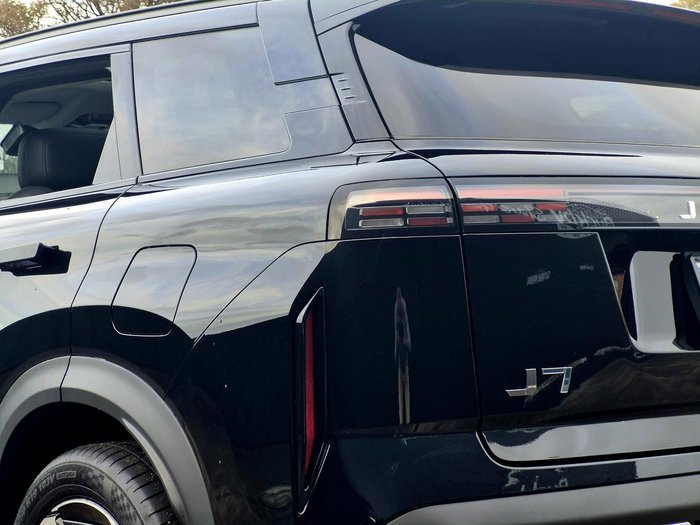 2025 Jaecoo J7 SHS Summit