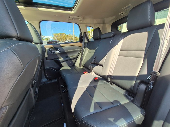 2025 Nissan X-TRAIL Ti