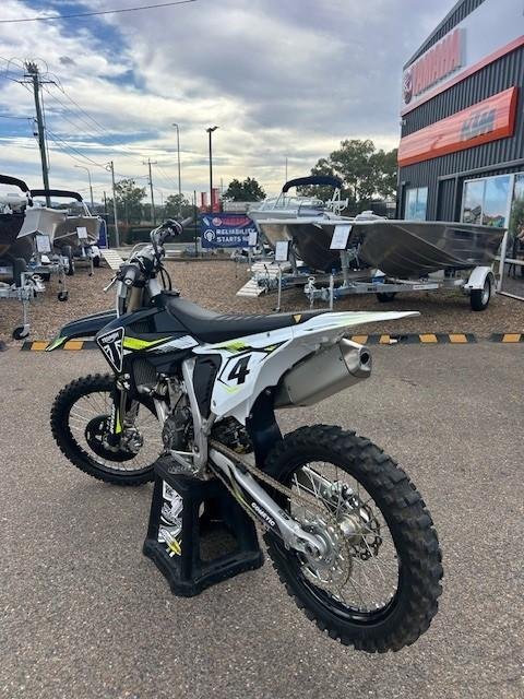 2025 Triumph TF 450-RC Edition