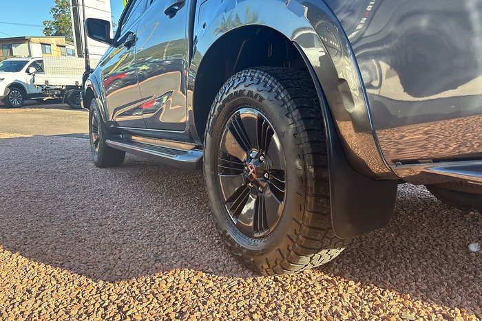 2021 Isuzu D-MAX X-TERRAIN