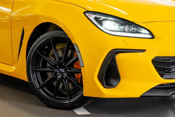 2025 Subaru BRZ tS Kiiro