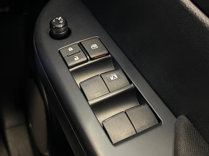 2024 Toyota Hilux SR Hi-Rider