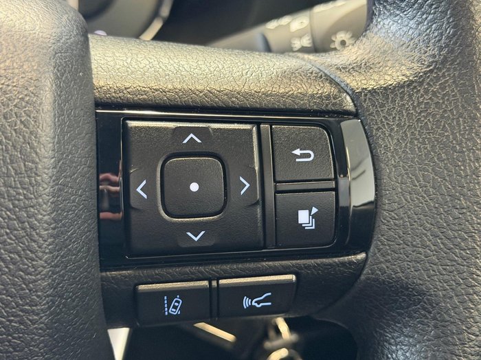 2024 Toyota Hilux SR Hi-Rider